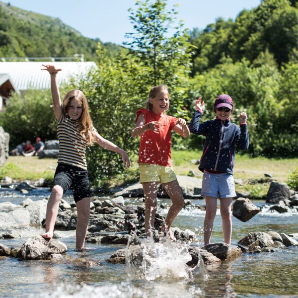 Colonie de vacances été 2024 enfant VACAF petit trappeur