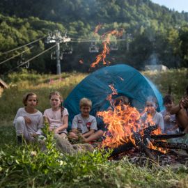 Colonie de vacances été 2024 enfant VACAF loisirs créatifs