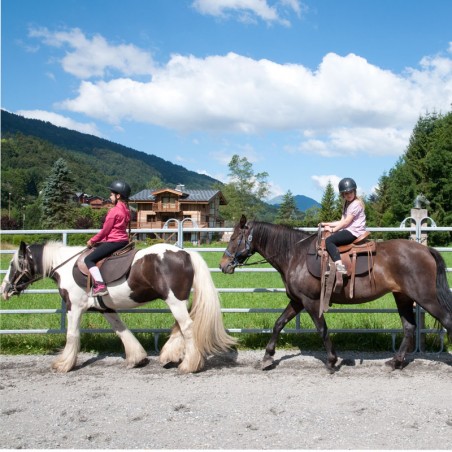 Colonie de vacances été 2023 enfant VACAF camp équitation